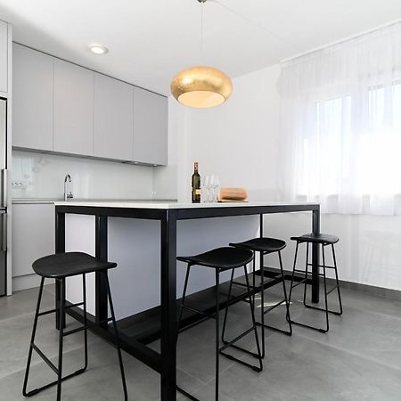 Apartment Laura, Free Parking, Balcony, 4 Ppl Trogir Exteriér fotografie